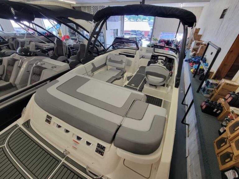 2025 Bayliner VR5 - Proarc Tower Pkg US-BLBX1465H425 [photo 13]